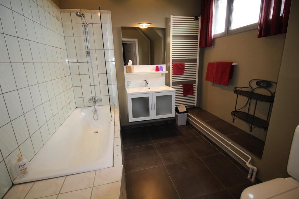 Les Alisiers Hotel Nadrin Szoba fotó