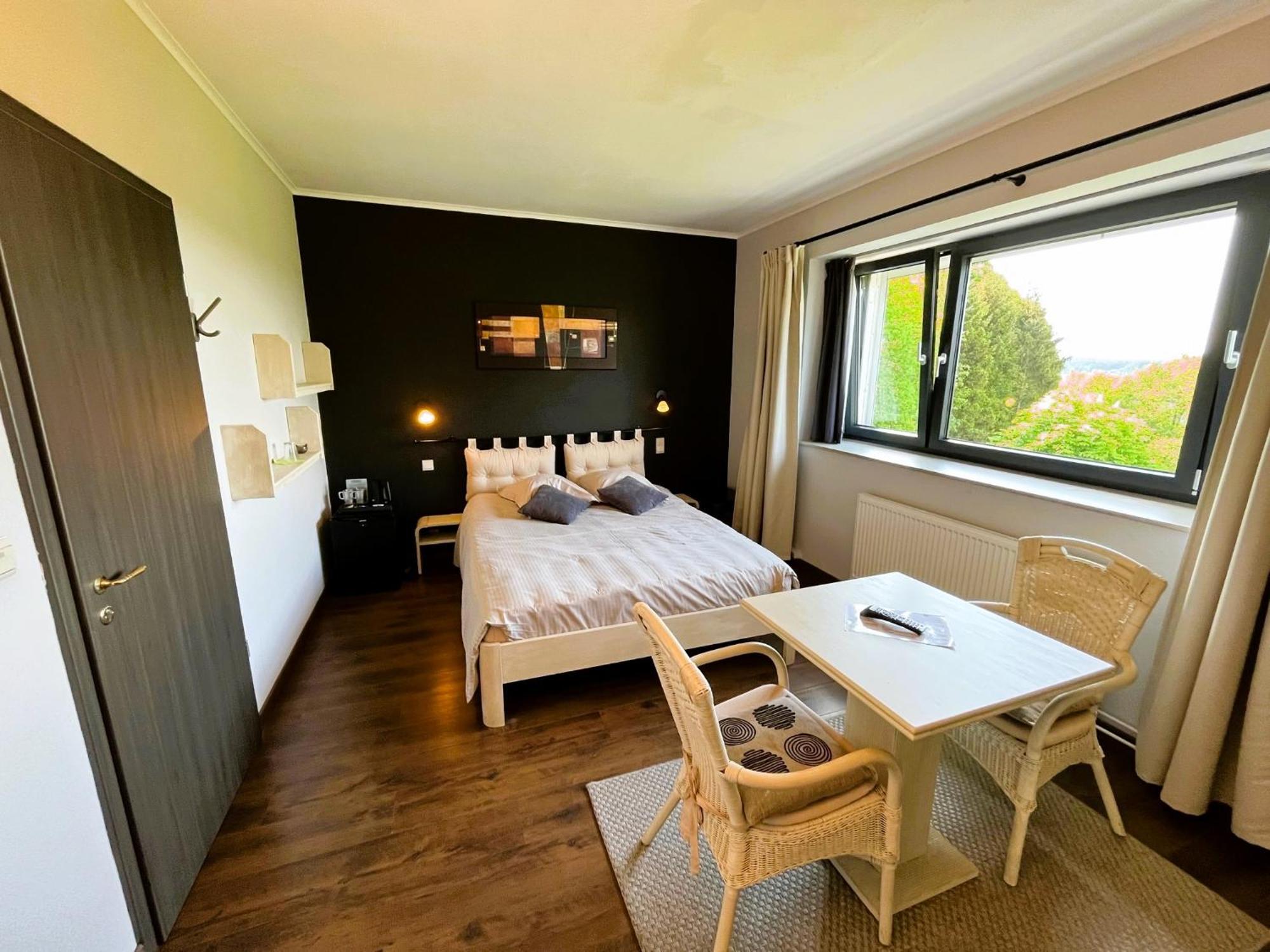 Les Alisiers Hotel Nadrin Kültér fotó